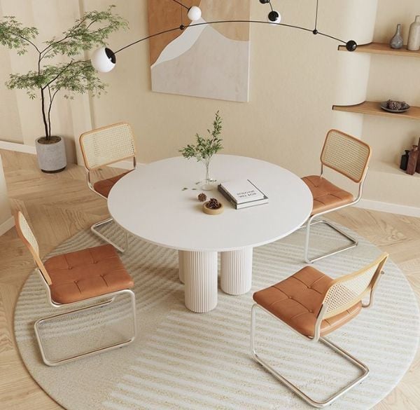 Những chất liệu bàn ăn phổ biến hiện nay