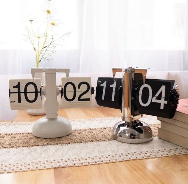 Tại sao đồng hồ để bàn hiện đại được yêu thích