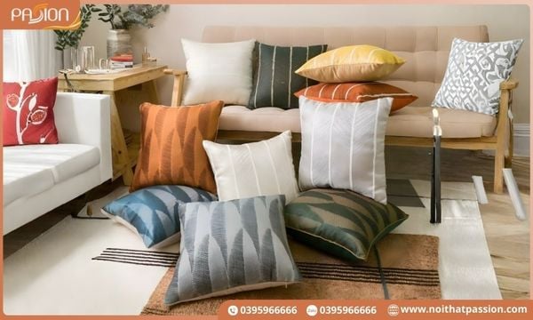 Chọn số lượng gối tựa lưng sofa khi trang trí