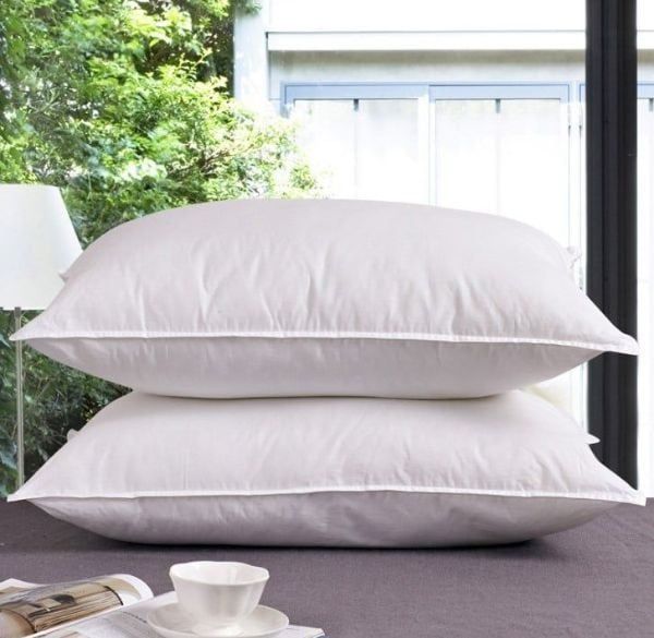 So sánh ưu nhược điểm của gối lông vũ