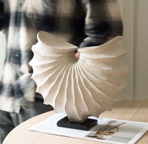 Tượng trang trí hợp phong thủy cho người mệnh Mộc