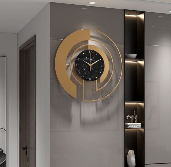 Đo diện tích tường chọn đồng hồ treo tường phù hợp