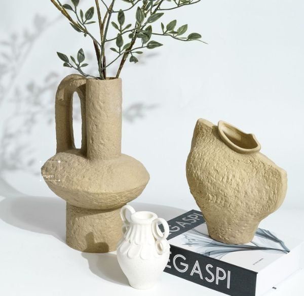 Bố trí và trang trí bình hoa để bàn hiệu quả