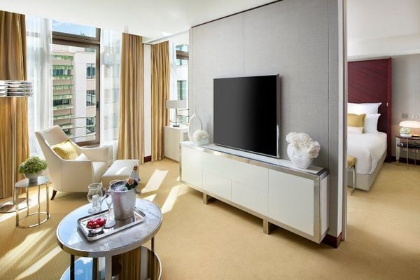 Khách sạn Mandarin Oriental, Paris - Nội thất châu âu, phong cách art Deco
