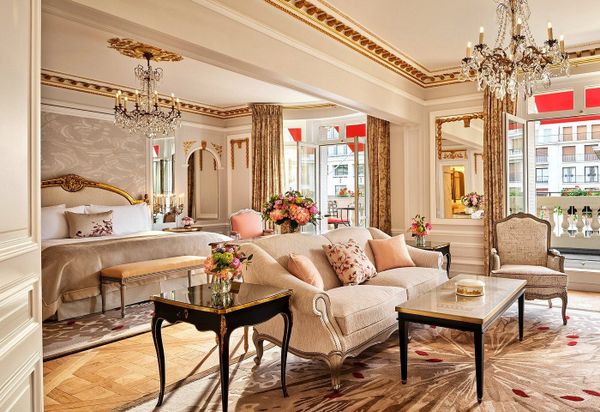Nội thất Hôtel Plaza Athénée, Louis XV, louis XVI, art deco