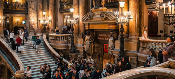 Nhà hát Palais Garnier, nội thất cổ điển pháp