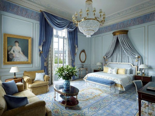 Khách sạn Shangri-La Paris - Nội thất cổ điển châu âu
