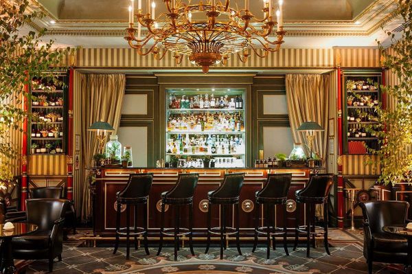 Khách sạn Shangri-La Paris - Nội thất cổ điển châu âu