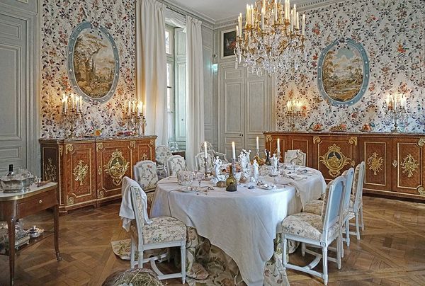 tòa nhà Hôtel de la Marine - nội thất Louis XVI