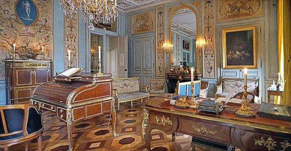 tòa nhà Hôtel de la Marine - nội thất Louis XVI