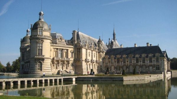Lâu đài Chantilly - Lâu đài cổ điển Pháp