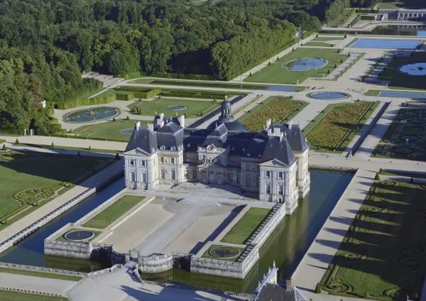 Cảnh quan Lâu đài Pháp Château de Vaux-le-Vicomte