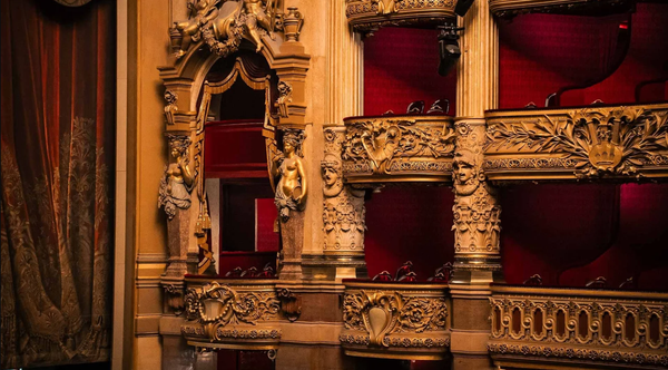 Nhà hát Palais Garnier, kiến trúc cổ điển