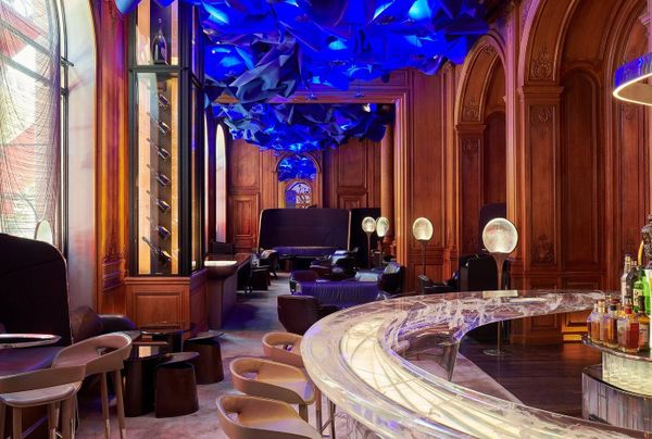 Nội thất Hôtel Plaza Athénée, Louis XV, louis XVI, art deco