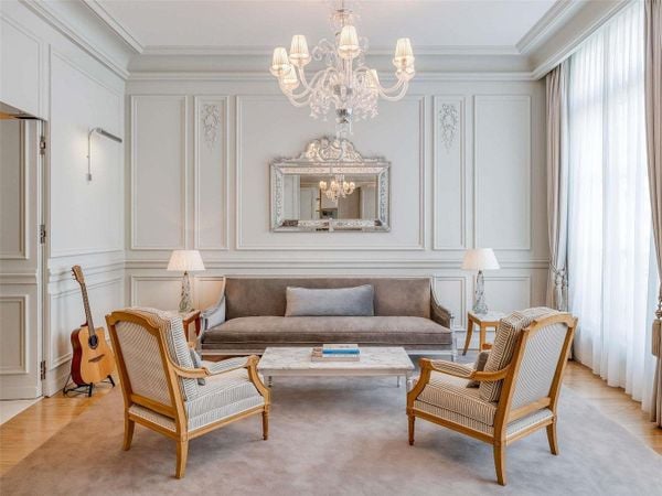 Khách sạn Le Royal Monceau Raffles - nội thất Pháp