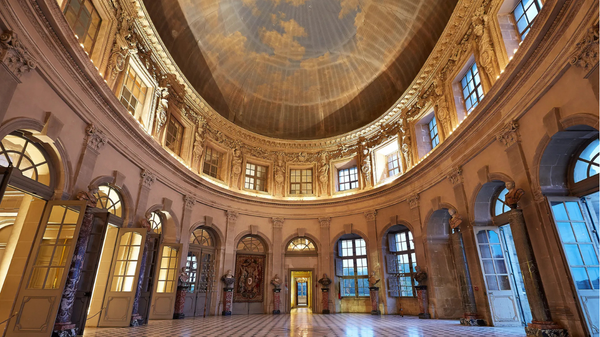 Bên trong Lâu đài Pháp Château de Vaux-le-Vicomte