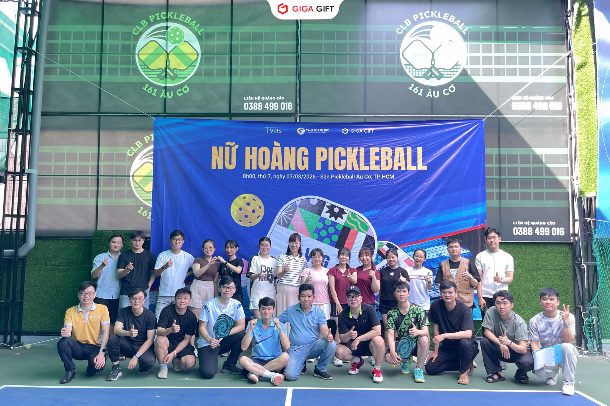 chúc mừng 8-3