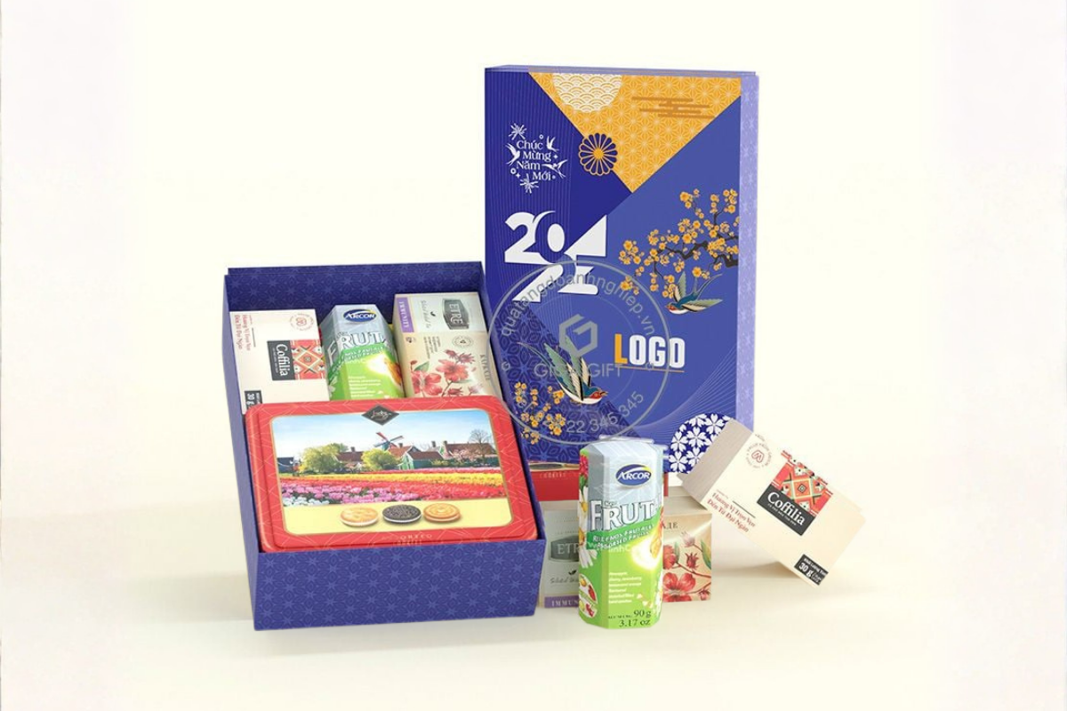 Bộ quà Tết truyền thống bánh - trà - cà phê
