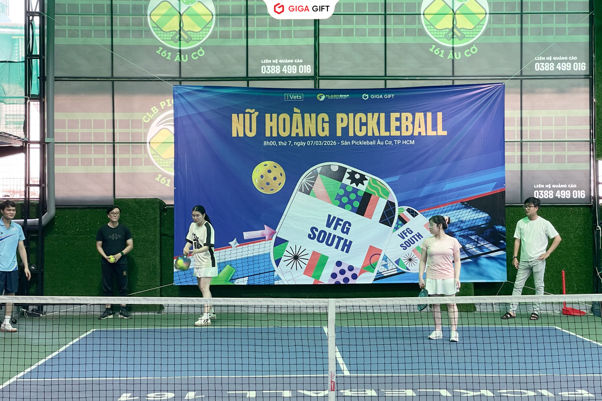 chúc mừng 8-3