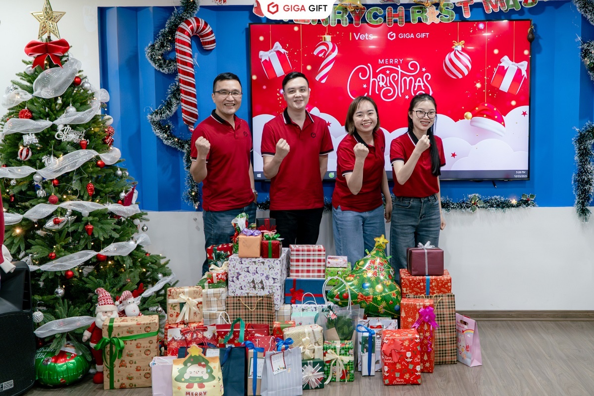 Giga Gift Chúc Mừng Giáng Sinh 2025