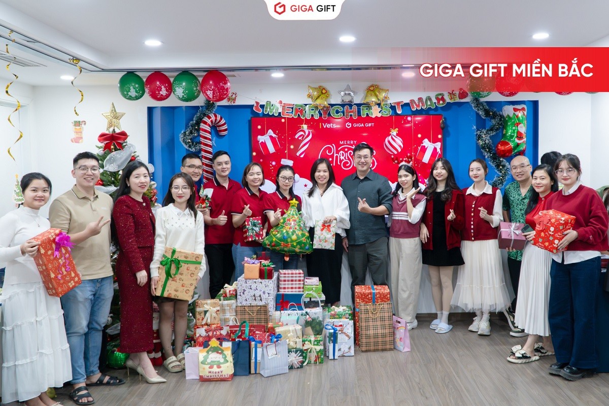 Giga Gift Chúc Mừng Giáng Sinh 2025