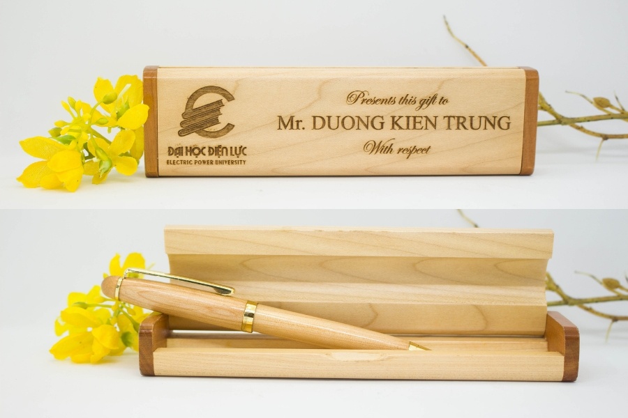 Quà tặng tổng kết năm học cho sinh viên