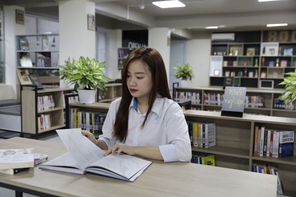 Học&nbsp;kế toán chuyên sâu giúp sinh viên HPU nắm vững nghiệp vụ ngay từ năm thứ hai