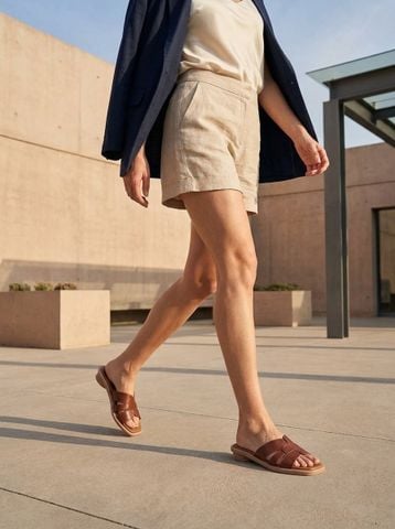 Sandal