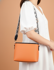 Túi đeo chéo Hạnh Dung