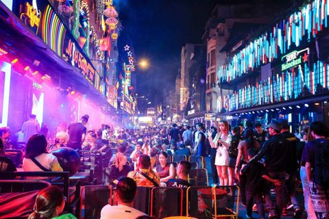 Phố tây Bùi Viện