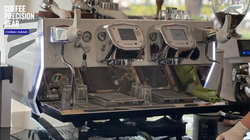máy pha cà phê chính hãng