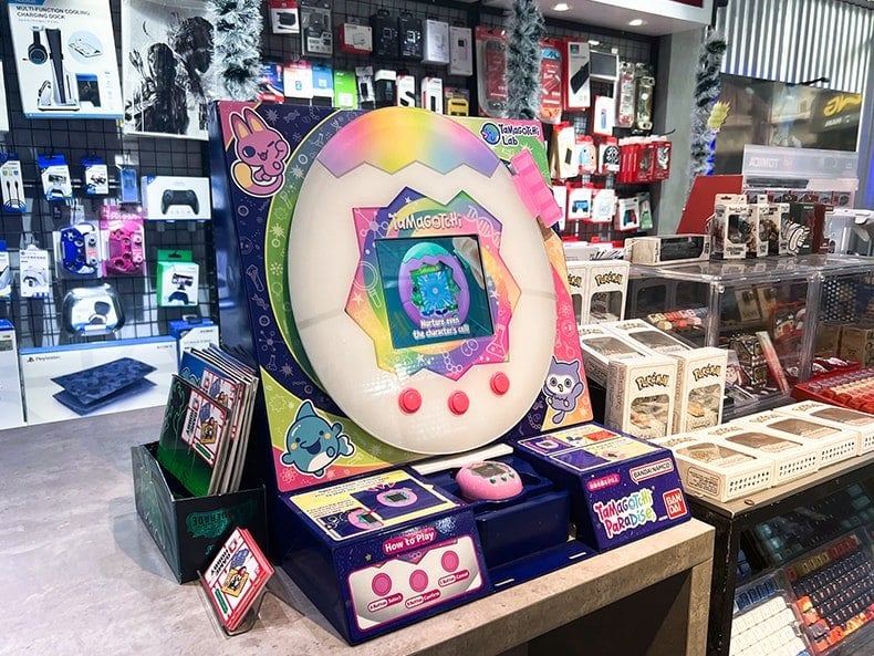 Trải nghiệm máy Lab Tama tại nShop để nhận các vật phẩm độc quyền