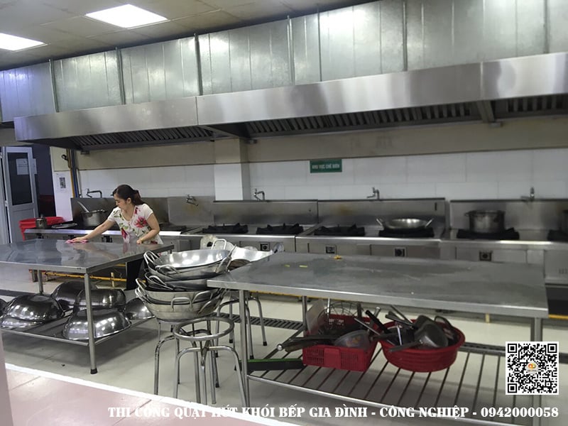 quạt ly tâm hút khói bếp công nghiệp, hút mùi