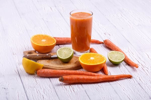 7 Công Thức Nước Ép Giảm Mụn, Sáng Da Cực Đỉnh Cho Ngày Hè
