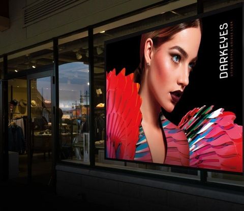 03 May in latex ung dung backlit-signage