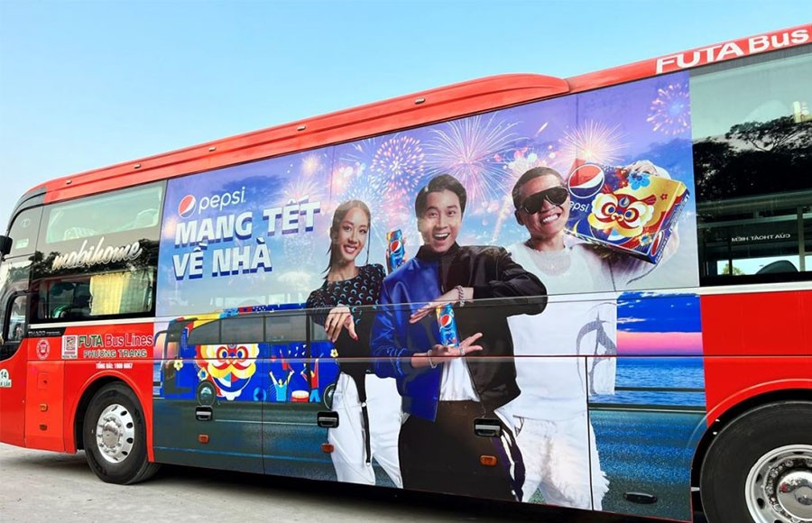 may-in-decal-xe-quang-cao-thuong-mai-roland-vg3-thegioimayin-04