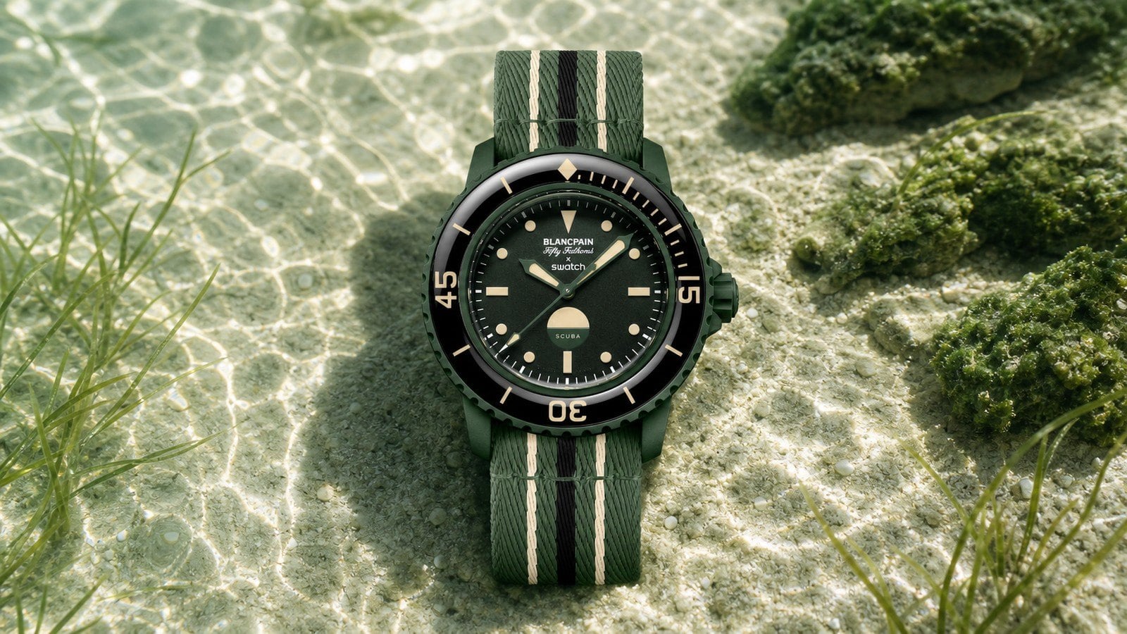Blancpain x Swatch Green Abyss màu xanh lục đậm