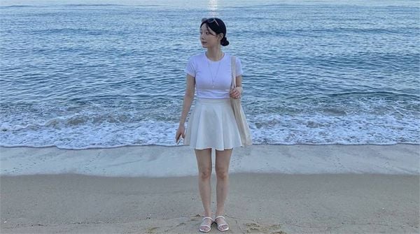 Phối đồ với chân váy chữ A ngắn - Khi muốn mặc mùa lạnh