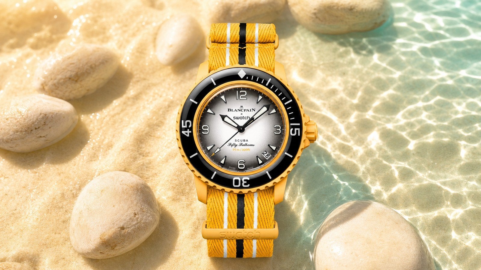 Blancpain x Swatch Pacific Ocean vàng cam rực rỡ