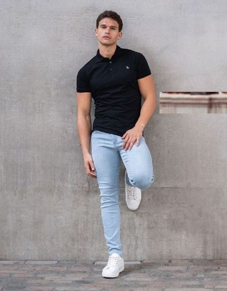 Áo polo và quần jeans nam