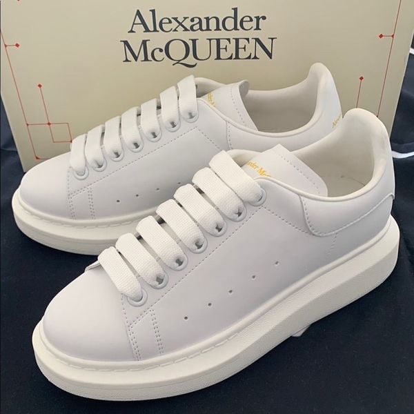 Các hãng giày nổi tiếng - Alexander McQueen
