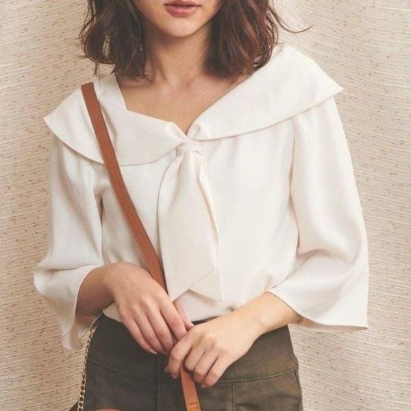 Các kiểu áo sơ mi nữ tay lỡ đẹp - thắt nơ