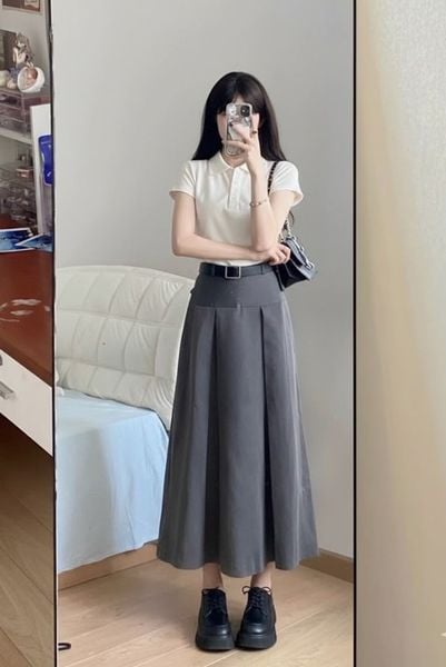 Cắch phối đồ với áo polo nữ - đi kèm chân váy midi xếp ly