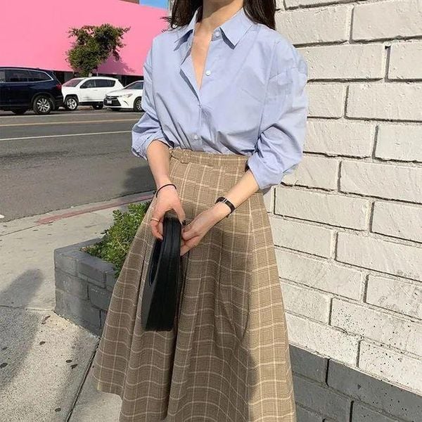 Phối đồ với chân váy chữ A ngắn - Đi làm
