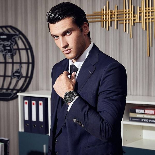 Đeo đồng hồ tay nào - Tay trái