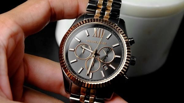Đồng hồ Michael Kors của nước nào? - vừa có vẻ ngoài hào nhoáng vừa bền bỉ