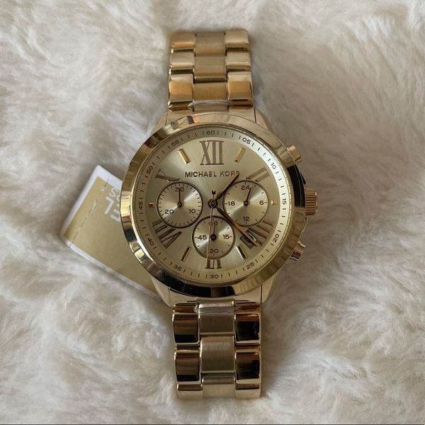 Đồng hồ Michael Kors của nước nào? - Chất liệu chế tác