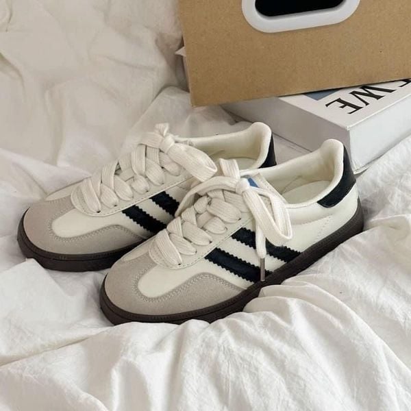 Khái niệm giày thể thao là gì