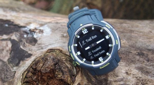 Hybrid watch và smartwatch