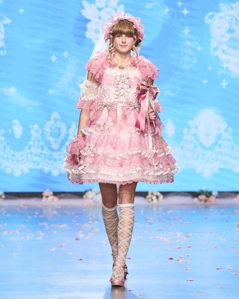 Lolita runway